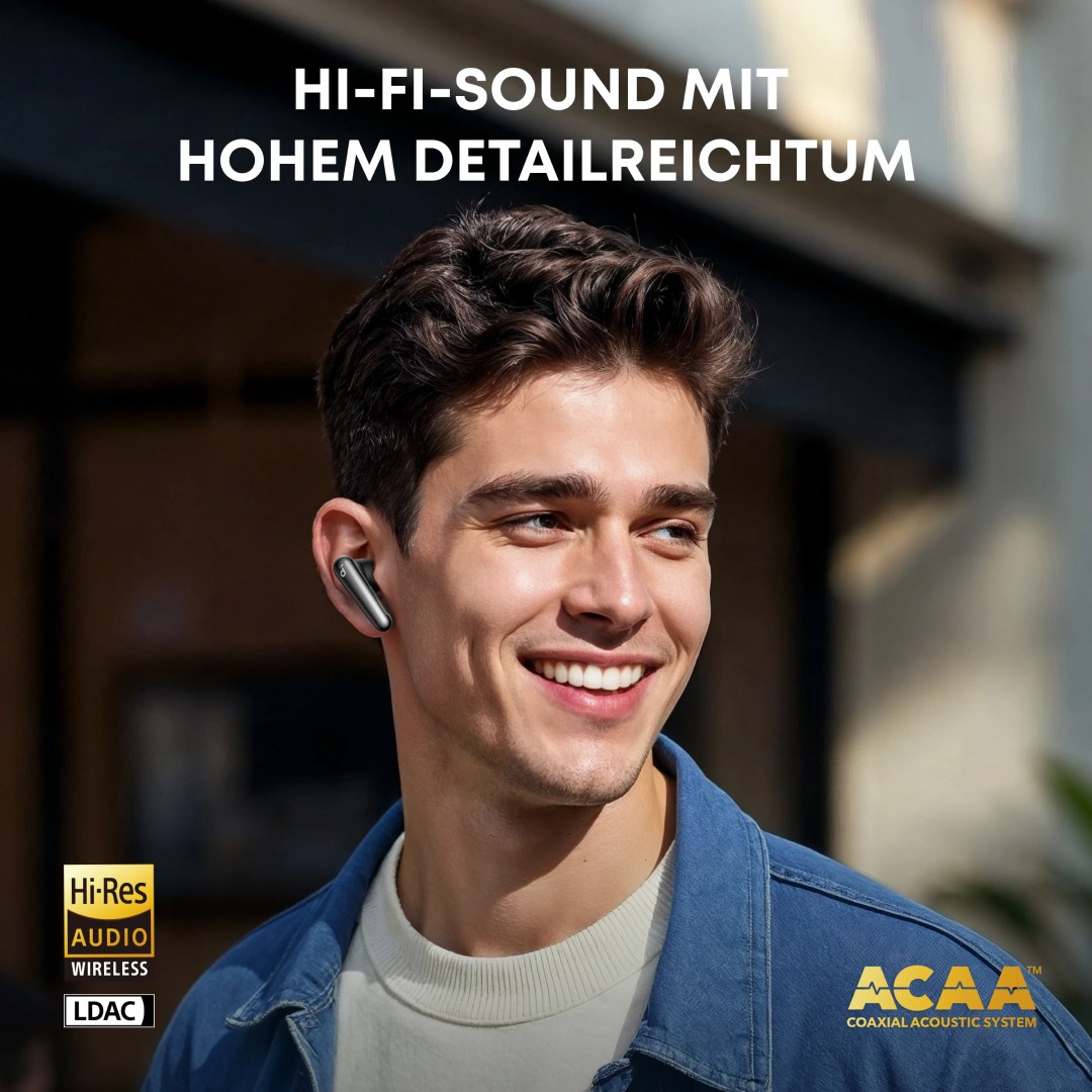 هندزفری بی سیم انکر مدل Anker Soundcore Liberty 4 Pro در گوش یک مرد