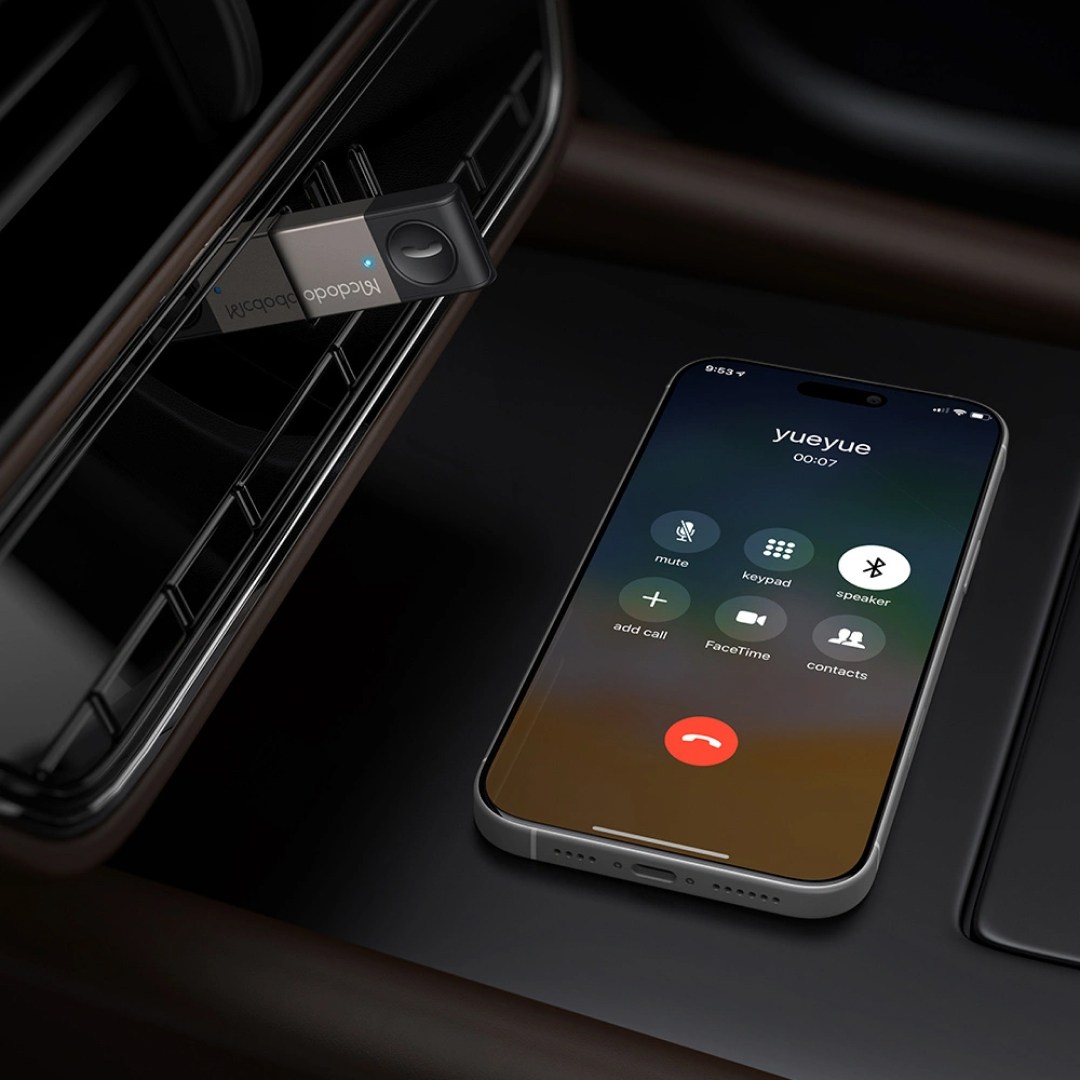 عکس دانگل بلوتوثی صدا خودرو مک دودو مدل Mcdodo OT-825 دانگل بلوتوثی صدا خودرو مک دودو مدل Mcdodo OT-825