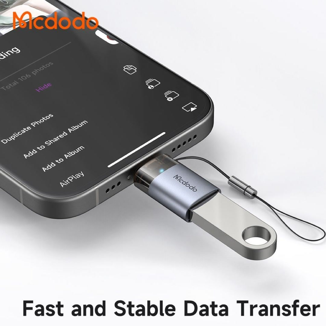 عکس تبدیل OTG لایتنینگ به USB-A مک دودو مدل Mcdodo OT-739 تبدیل OTG لایتنینگ به USB-A مک دودو مدل OT-739 اتصال به گوشی آیفون