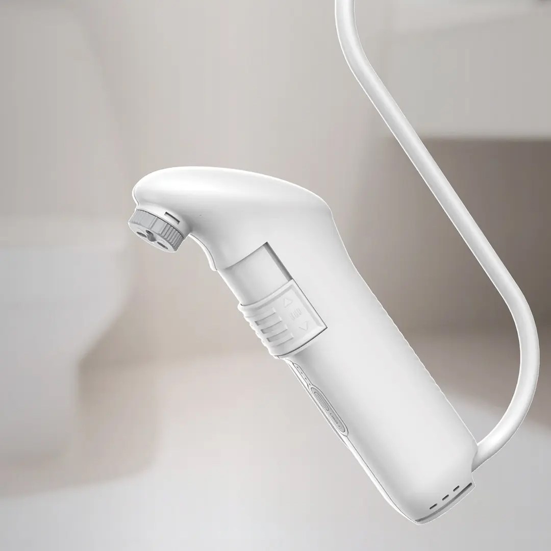 خودشور توالت فرنگی گرین لاین مدل Travel Bidet Pro رنگ سفید