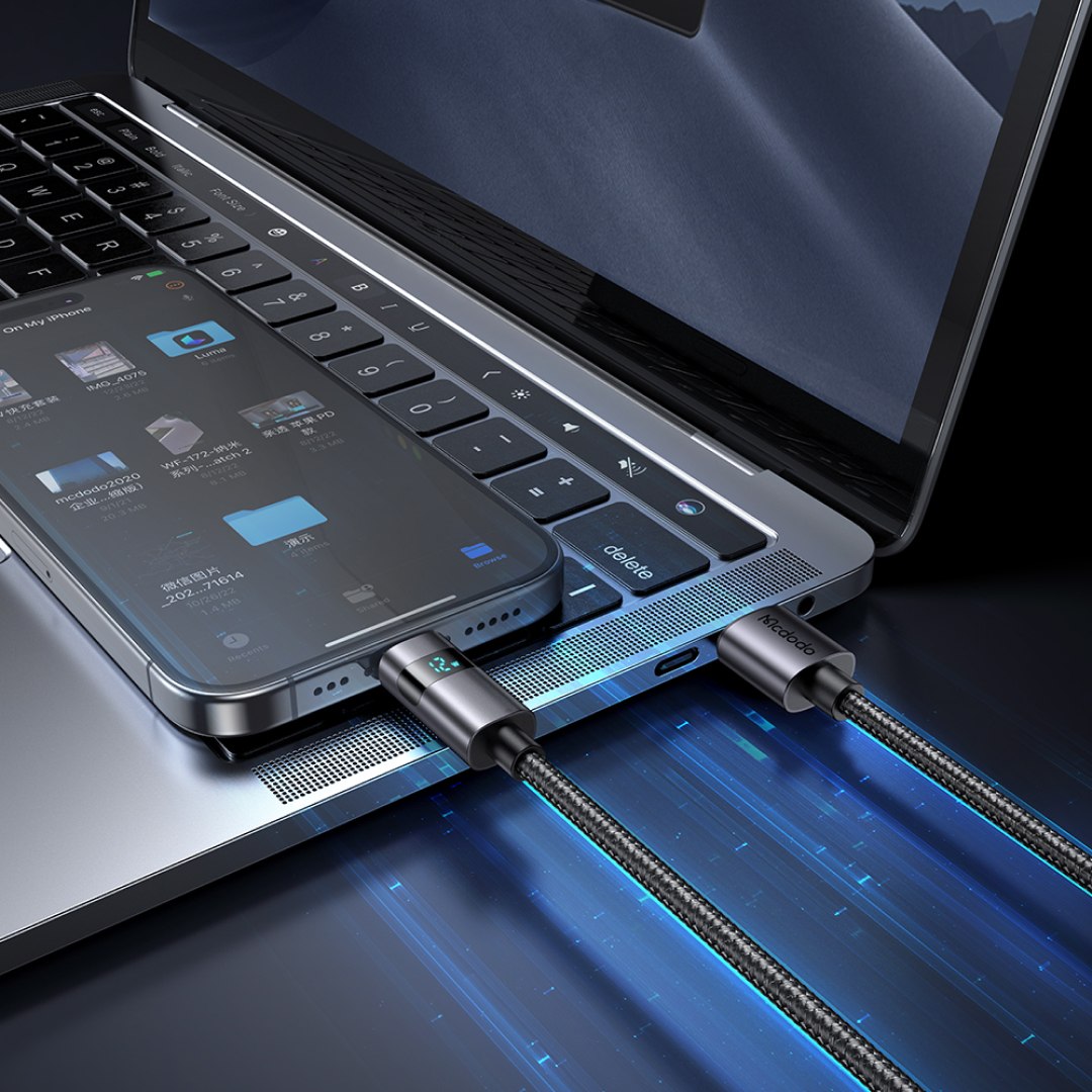 عکس کابل شارژ سریع USB به لایتنینگ 12 وات 3 آمپر مک دودو CA-649 با نمایشگر افقی انتقال اطلاعات - کابل شارژ سریع USB به لایتنینگ 12 وات 3 آمپر مک دودو CA-649