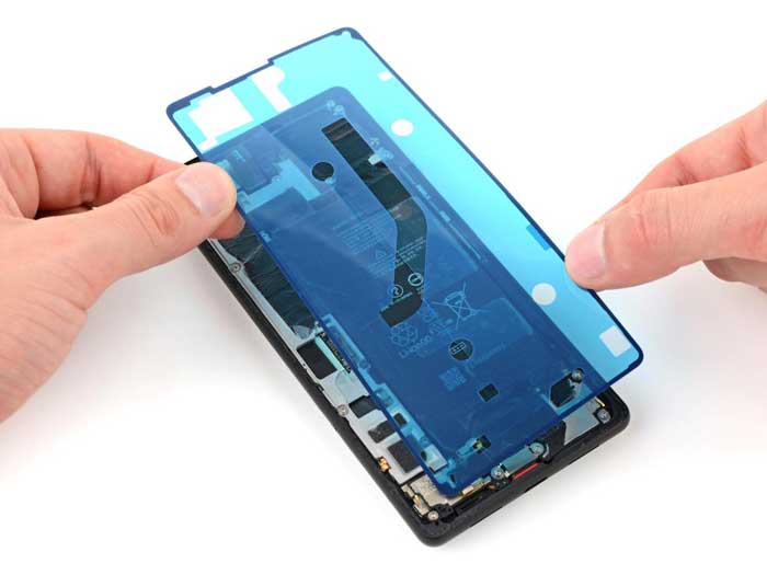 عکس کیفیت و انواع ال سی دی گوشی اندروید؛ تفاوت SVC، اورجینال، چین، OLED، IC و استوک چسب و همراستایی نمایشگر گوشی